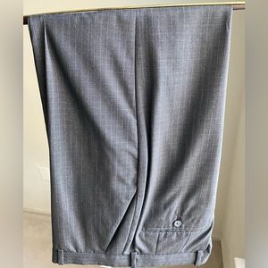 Perry Ellis grey plaid pants